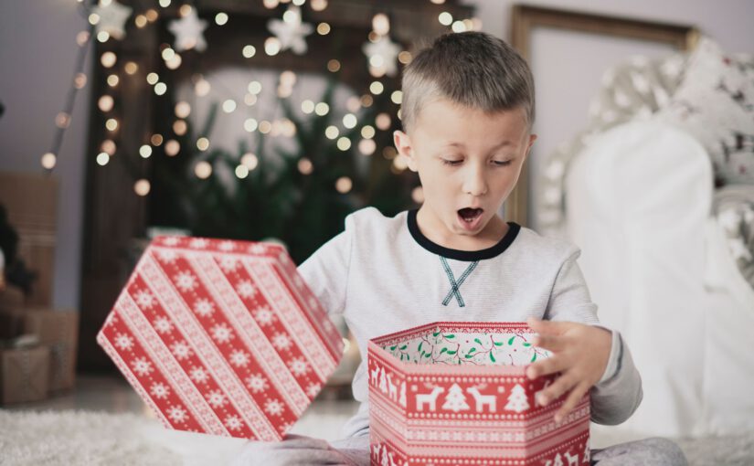 Zabawki edukacyjne dla chłopców na Święta – na co postawić?
